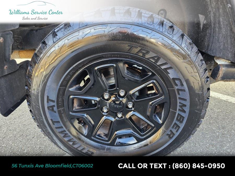 2015 Jeep Wrangler Unlimited 4WD 4dr Sport, available for sale in Bloomfield, Connecticut | Williams Service Center. Bloomfield, Connecticut 2015 Jeep Wrangler Unlimited 4WD 4dr Sport, available for sale in Bloomfield, Connecticut | Williams Service Center. Bloomfield, Connecticut