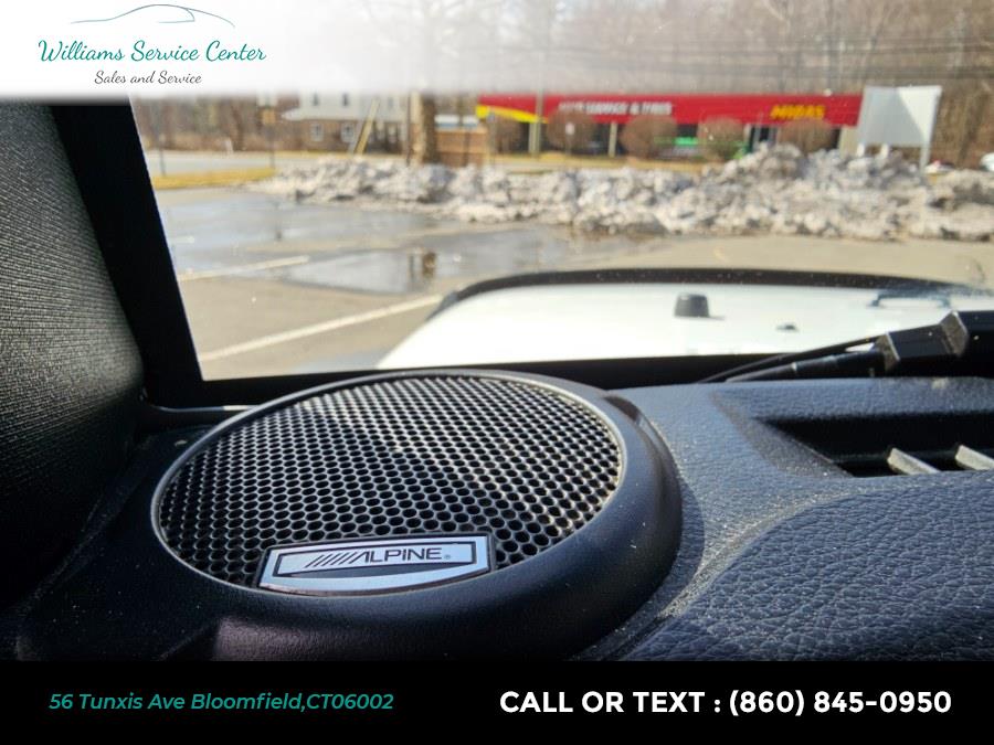 2015 Jeep Wrangler Unlimited 4WD 4dr Sport, available for sale in Bloomfield, Connecticut | Williams Service Center. Bloomfield, Connecticut 2015 Jeep Wrangler Unlimited 4WD 4dr Sport, available for sale in Bloomfield, Connecticut | Williams Service Center. Bloomfield, Connecticut