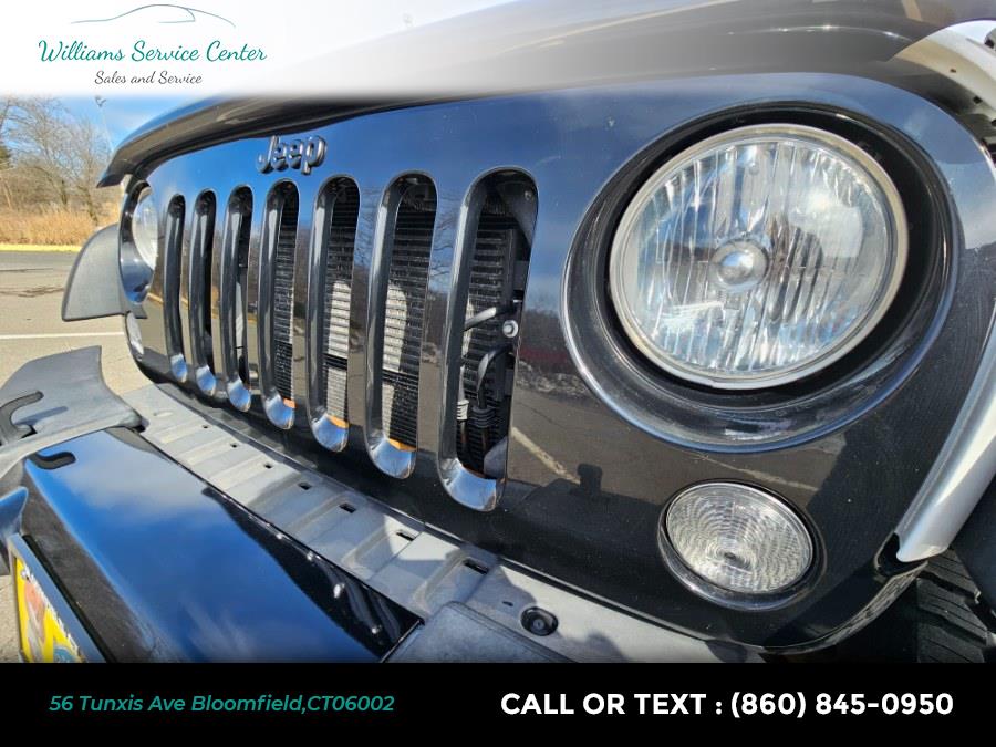 2015 Jeep Wrangler Unlimited 4WD 4dr Sport, available for sale in Bloomfield, Connecticut | Williams Service Center. Bloomfield, Connecticut 2015 Jeep Wrangler Unlimited 4WD 4dr Sport, available for sale in Bloomfield, Connecticut | Williams Service Center. Bloomfield, Connecticut