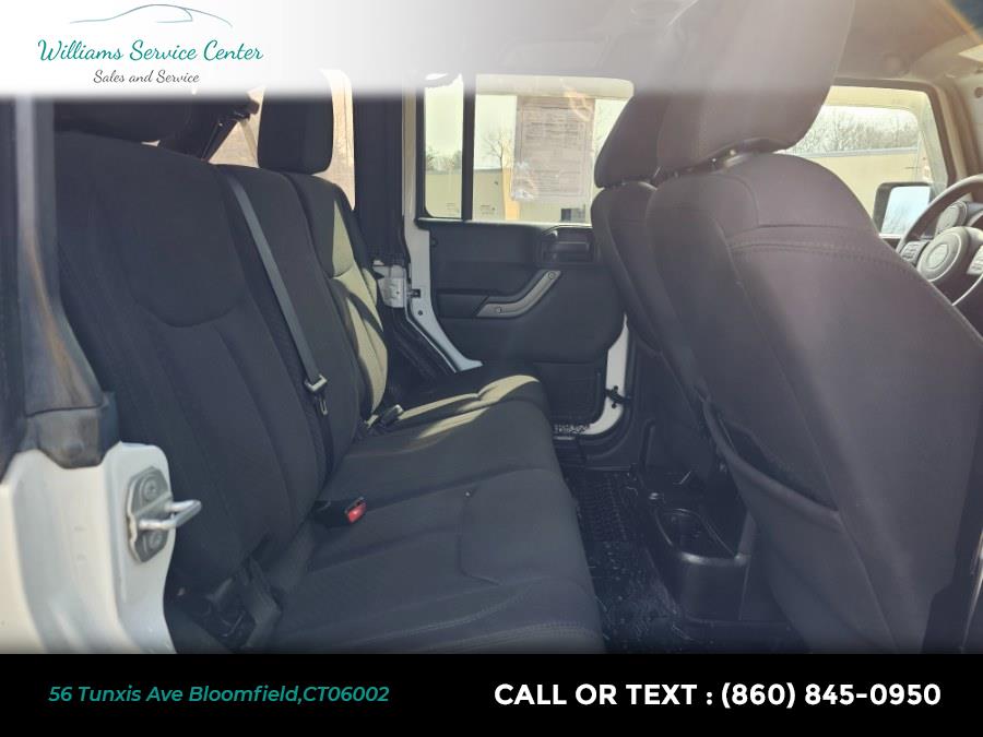 2015 Jeep Wrangler Unlimited 4WD 4dr Sport, available for sale in Bloomfield, Connecticut | Williams Service Center. Bloomfield, Connecticut 2015 Jeep Wrangler Unlimited 4WD 4dr Sport, available for sale in Bloomfield, Connecticut | Williams Service Center. Bloomfield, Connecticut