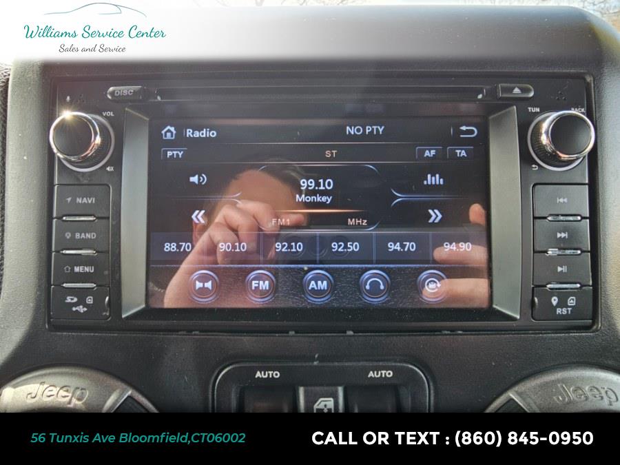 2015 Jeep Wrangler Unlimited 4WD 4dr Sport, available for sale in Bloomfield, Connecticut | Williams Service Center. Bloomfield, Connecticut 2015 Jeep Wrangler Unlimited 4WD 4dr Sport, available for sale in Bloomfield, Connecticut | Williams Service Center. Bloomfield, Connecticut