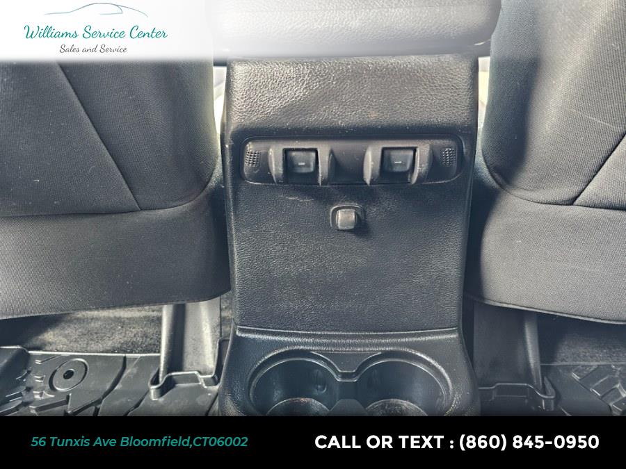 2015 Jeep Wrangler Unlimited 4WD 4dr Sport, available for sale in Bloomfield, Connecticut | Williams Service Center. Bloomfield, Connecticut 2015 Jeep Wrangler Unlimited 4WD 4dr Sport, available for sale in Bloomfield, Connecticut | Williams Service Center. Bloomfield, Connecticut