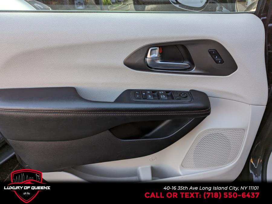 2020 Chrysler Pacifica Touring L FWD, available for sale in Long Island City, New York | Luxury Of Queens. Long Island City, New York 2020 Chrysler Pacifica Touring L FWD, available for sale in Long Island City, New York | Luxury Of Queens. Long Island City, New York