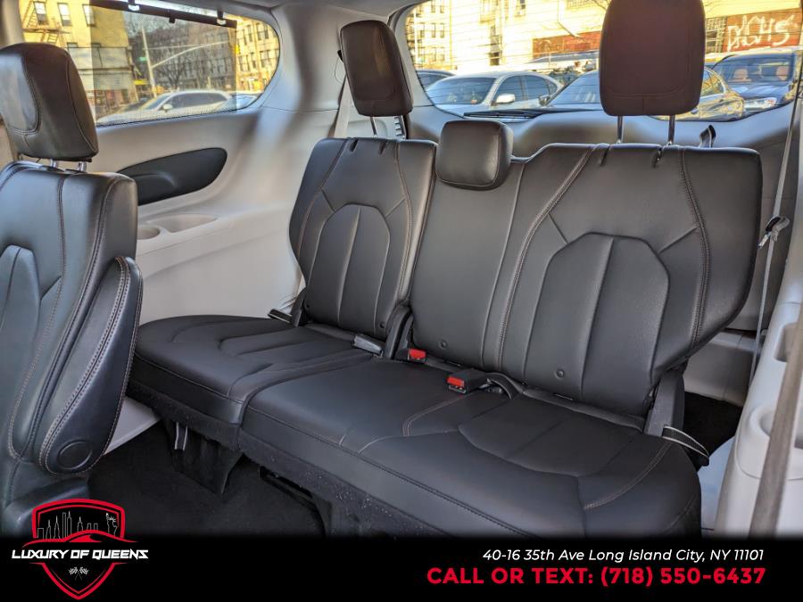 2020 Chrysler Pacifica Touring L FWD, available for sale in Long Island City, New York | Luxury Of Queens. Long Island City, New York 2020 Chrysler Pacifica Touring L FWD, available for sale in Long Island City, New York | Luxury Of Queens. Long Island City, New York