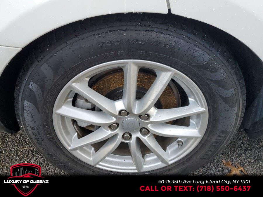 2019 Land Rover Range Rover Sport Turbo i6 MHEV SE, available for sale in Long Island City, New York | Luxury Of Queens. Long Island City, New York 2019 Land Rover Range Rover Sport Turbo i6 MHEV SE, available for sale in Long Island City, New York | Luxury Of Queens. Long Island City, New York