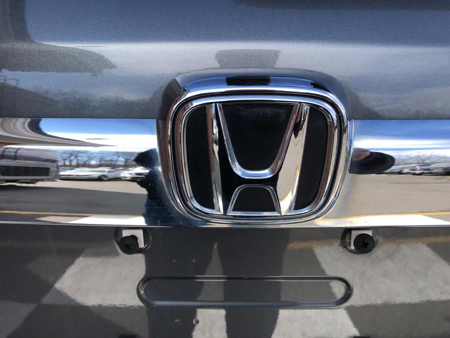 2010 Honda CR-V 4WD 5dr EX-L, available for sale in Waterbury, Connecticut | National Auto Brokers, Inc.. Waterbury, Connecticut 2010 Honda CR-V 4WD 5dr EX-L, available for sale in Waterbury, Connecticut | National Auto Brokers, Inc.. Waterbury, Connecticut