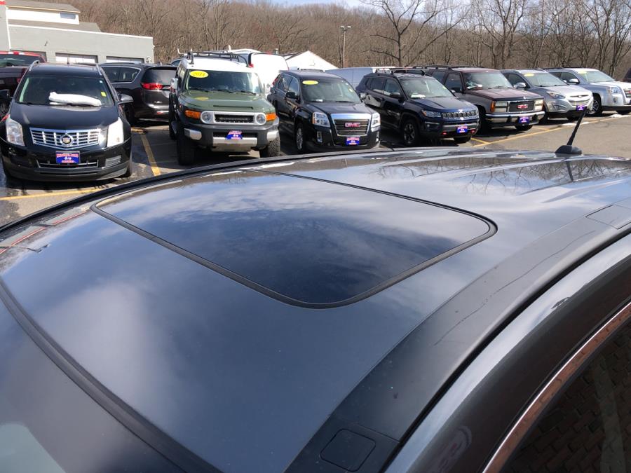 2010 Honda CR-V 4WD 5dr EX-L, available for sale in Waterbury, Connecticut | National Auto Brokers, Inc.. Waterbury, Connecticut 2010 Honda CR-V 4WD 5dr EX-L, available for sale in Waterbury, Connecticut | National Auto Brokers, Inc.. Waterbury, Connecticut