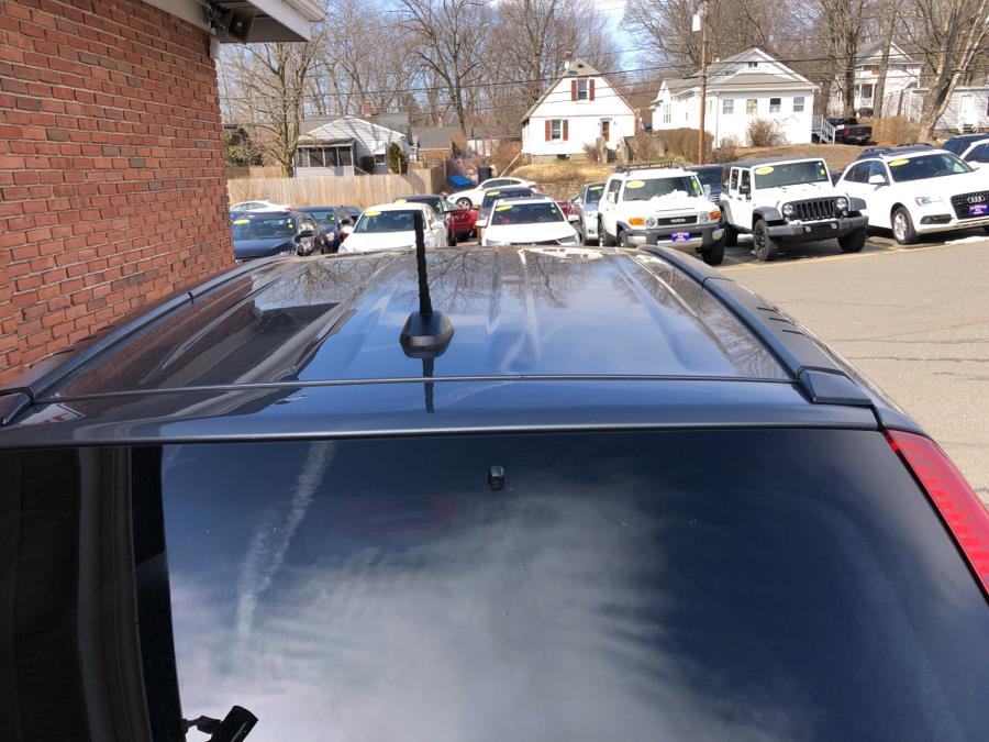 2010 Honda CR-V 4WD 5dr EX-L, available for sale in Waterbury, Connecticut | National Auto Brokers, Inc.. Waterbury, Connecticut 2010 Honda CR-V 4WD 5dr EX-L, available for sale in Waterbury, Connecticut | National Auto Brokers, Inc.. Waterbury, Connecticut