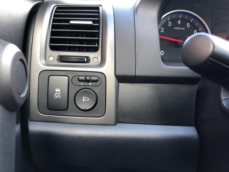 2010 Honda CR-V 4WD 5dr EX-L, available for sale in Waterbury, Connecticut | National Auto Brokers, Inc.. Waterbury, Connecticut 2010 Honda CR-V 4WD 5dr EX-L, available for sale in Waterbury, Connecticut | National Auto Brokers, Inc.. Waterbury, Connecticut
