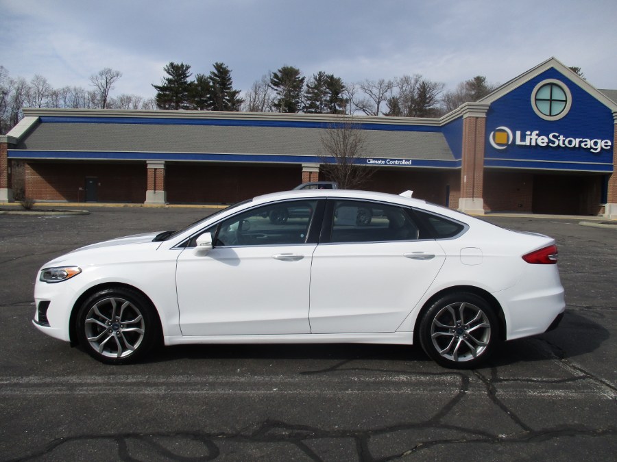 2019 Ford Fusion Sedan SEL, available for sale in New Britain, Connecticut | Universal Motors LLC. New Britain, Connecticut 2019 Ford Fusion Sedan SEL, available for sale in New Britain, Connecticut | Universal Motors LLC. New Britain, Connecticut