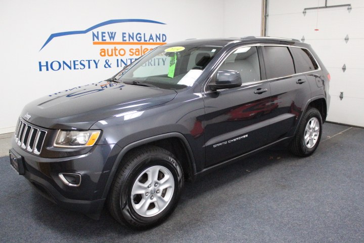 2014 Jeep Grand Cherokee 4WD 4dr Laredo, available for sale in Plainville, Connecticut | New England Auto Sales LLC. Plainville, Connecticut