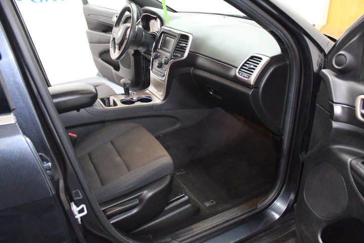 2014 Jeep Grand Cherokee 4WD 4dr Laredo, available for sale in Plainville, Connecticut | New England Auto Sales LLC. Plainville, Connecticut 2014 Jeep Grand Cherokee 4WD 4dr Laredo, available for sale in Plainville, Connecticut | New England Auto Sales LLC. Plainville, Connecticut
