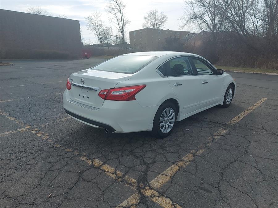 2017 Nissan Altima 2.5 SR Sedan, available for sale in West Hartford, Connecticut | Chadrad Motors llc. West Hartford, Connecticut 2017 Nissan Altima 2.5 SR Sedan, available for sale in West Hartford, Connecticut | Chadrad Motors llc. West Hartford, Connecticut