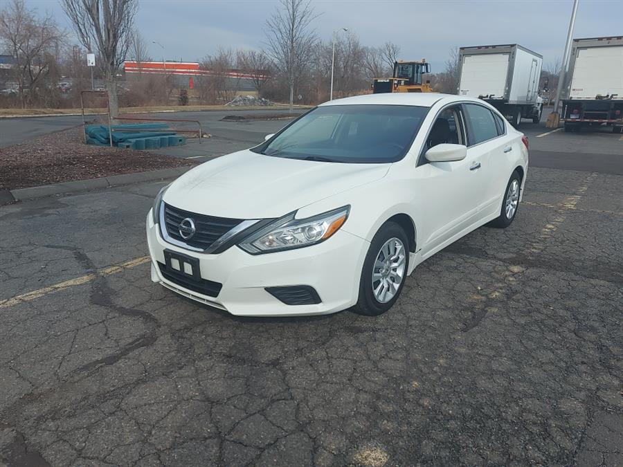 Used Nissan Altima 2.5 SR Sedan 2017 | Chadrad Motors llc. West Hartford, Connecticut