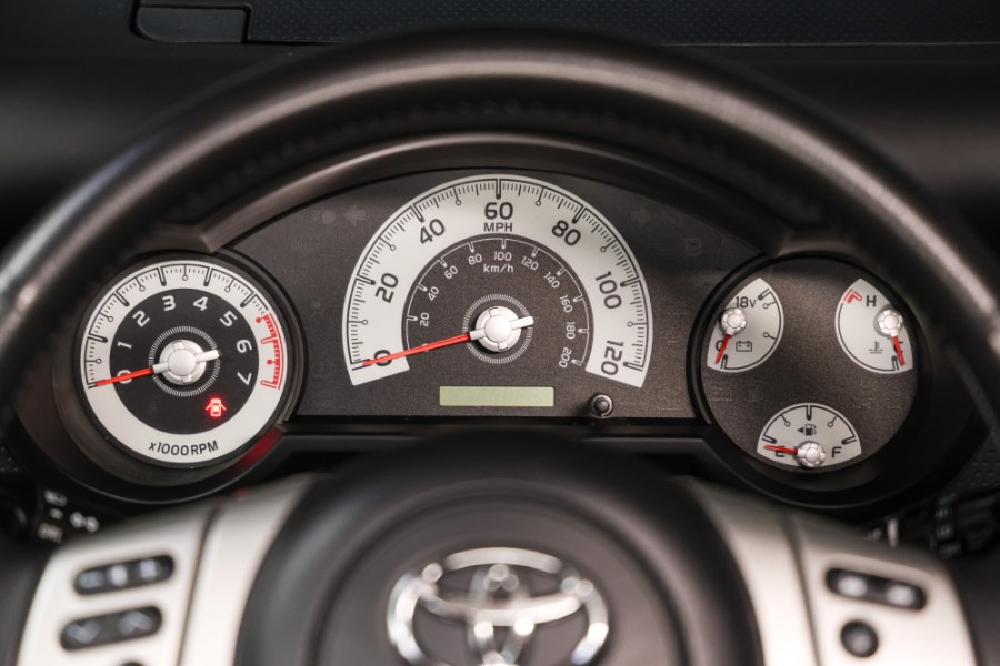 2014 Toyota FJ Cruiser 4WD 4dr Man (Natl), available for sale in North Salem, New York | Meccanic Shop North Inc. North Salem, New York 2014 Toyota FJ Cruiser 4WD 4dr Man (Natl), available for sale in North Salem, New York | Meccanic Shop North Inc. North Salem, New York