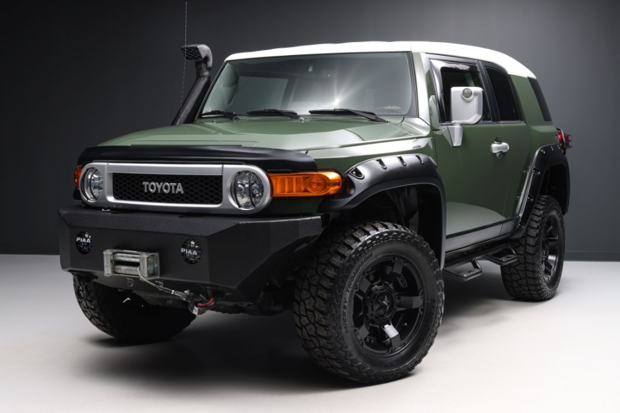 2014 Toyota FJ Cruiser 4WD 4dr Man (Natl), available for sale in North Salem, New York | Meccanic Shop North Inc. North Salem, New York 2014 Toyota FJ Cruiser 4WD 4dr Man (Natl), available for sale in North Salem, New York | Meccanic Shop North Inc. North Salem, New York