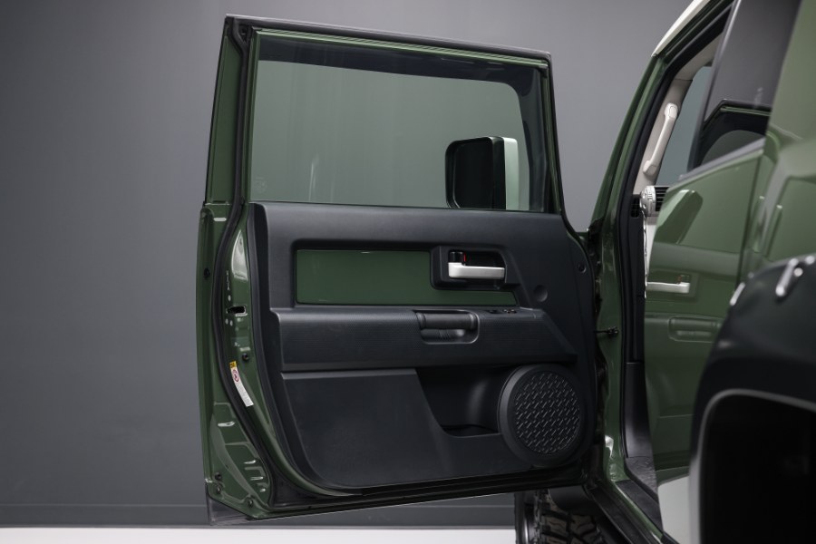 2014 Toyota FJ Cruiser 4WD 4dr Man (Natl), available for sale in North Salem, New York | Meccanic Shop North Inc. North Salem, New York 2014 Toyota FJ Cruiser 4WD 4dr Man (Natl), available for sale in North Salem, New York | Meccanic Shop North Inc. North Salem, New York