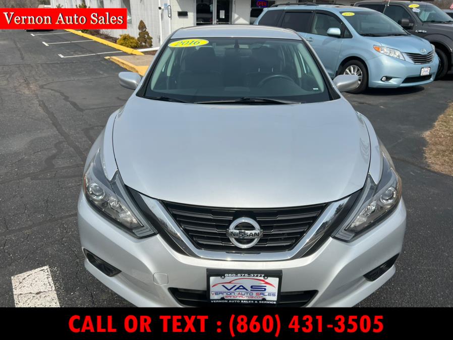 2016 Nissan Altima 4dr Sdn I4 2.5 SR, available for sale in Manchester, Connecticut | Vernon Auto Sale & Service. Manchester, Connecticut 2016 Nissan Altima 4dr Sdn I4 2.5 SR, available for sale in Manchester, Connecticut | Vernon Auto Sale & Service. Manchester, Connecticut