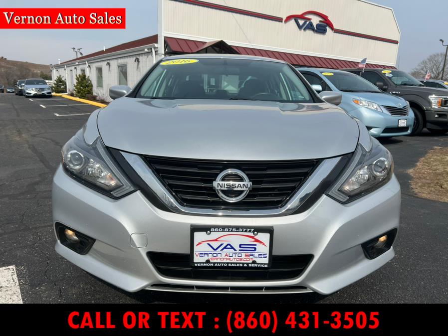2016 Nissan Altima 4dr Sdn I4 2.5 SR, available for sale in Manchester, Connecticut | Vernon Auto Sale & Service. Manchester, Connecticut 2016 Nissan Altima 4dr Sdn I4 2.5 SR, available for sale in Manchester, Connecticut | Vernon Auto Sale & Service. Manchester, Connecticut