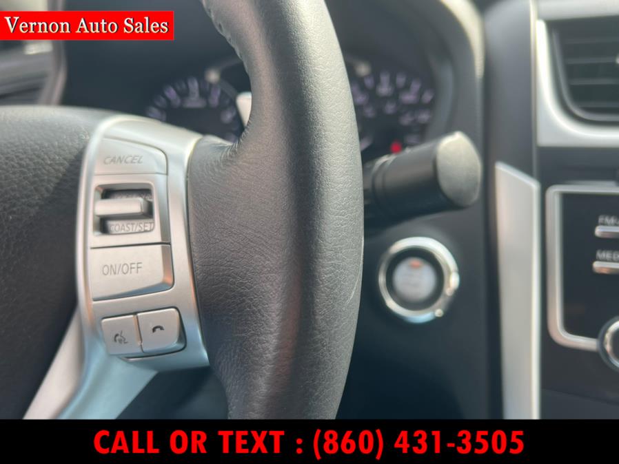 2016 Nissan Altima 4dr Sdn I4 2.5 SR, available for sale in Manchester, Connecticut | Vernon Auto Sale & Service. Manchester, Connecticut 2016 Nissan Altima 4dr Sdn I4 2.5 SR, available for sale in Manchester, Connecticut | Vernon Auto Sale & Service. Manchester, Connecticut