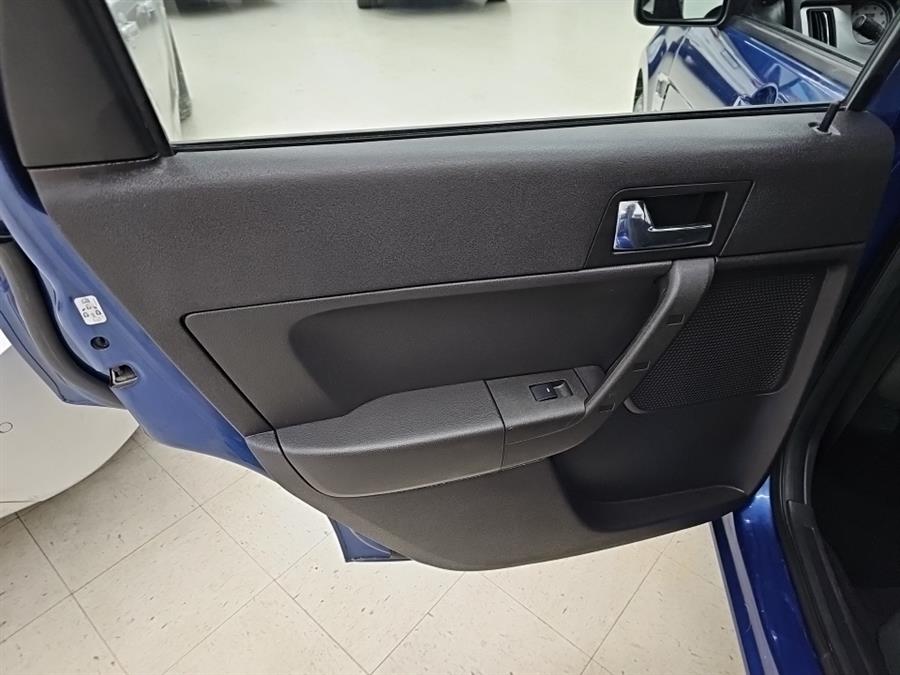 2008 Ford Focus 4dr Sdn SES, available for sale in West Haven, Connecticut | Auto Fair Inc.. West Haven, Connecticut 2008 Ford Focus 4dr Sdn SES, available for sale in West Haven, Connecticut | Auto Fair Inc.. West Haven, Connecticut