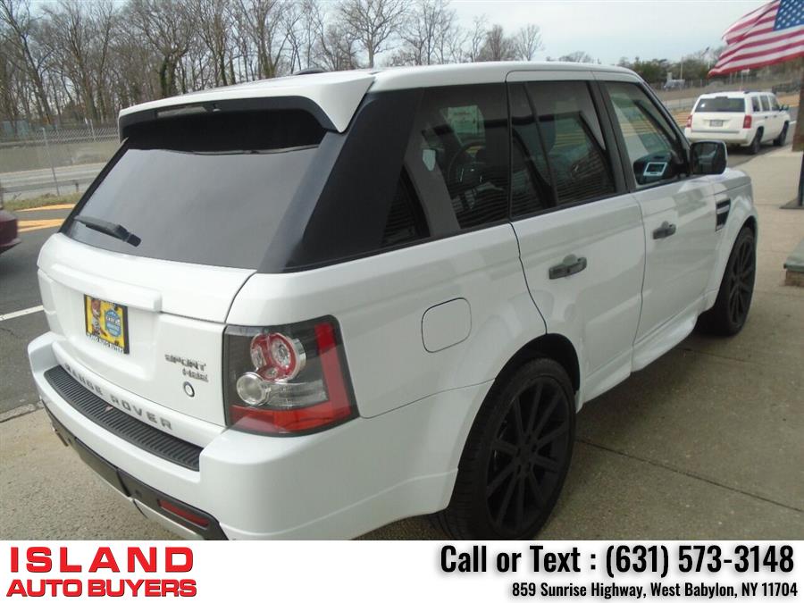 2011 Land Rover Range Rover Sport HSE 4x4 4dr SUV, available for sale in West Babylon, New York | Island Auto Buyers. West Babylon, New York 2011 Land Rover Range Rover Sport HSE 4x4 4dr SUV, available for sale in West Babylon, New York | Island Auto Buyers. West Babylon, New York