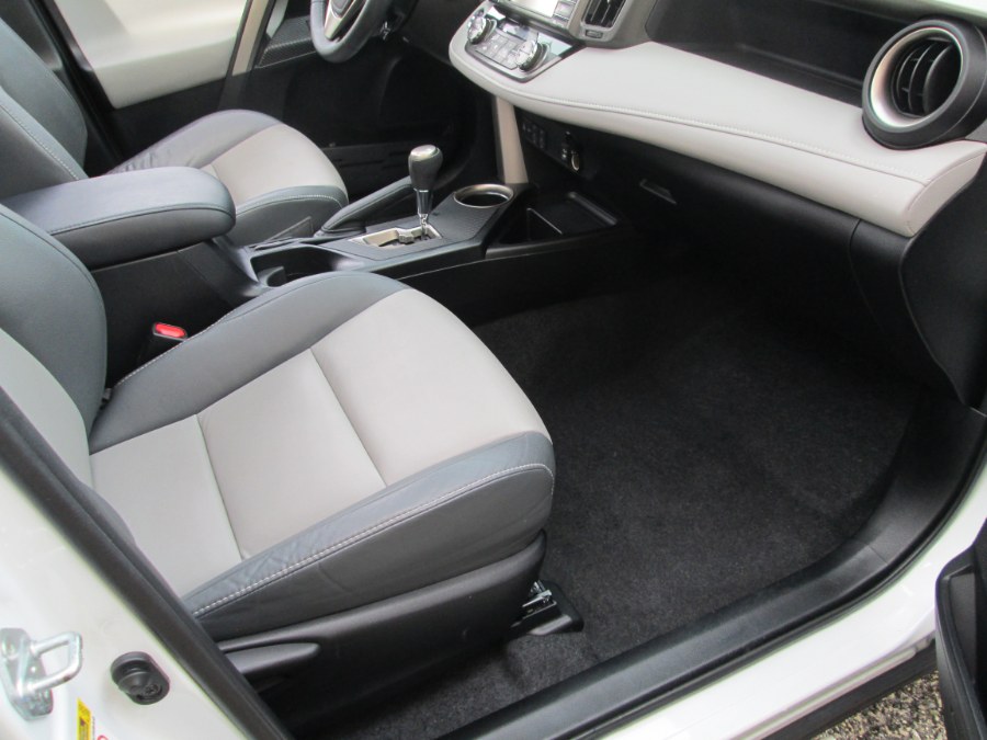 2015 Toyota RAV4 AWD 4dr Limited (Natl), available for sale in Levittown, Pennsylvania | Levittown Auto. Levittown, Pennsylvania 2015 Toyota RAV4 AWD 4dr Limited (Natl), available for sale in Levittown, Pennsylvania | Levittown Auto. Levittown, Pennsylvania