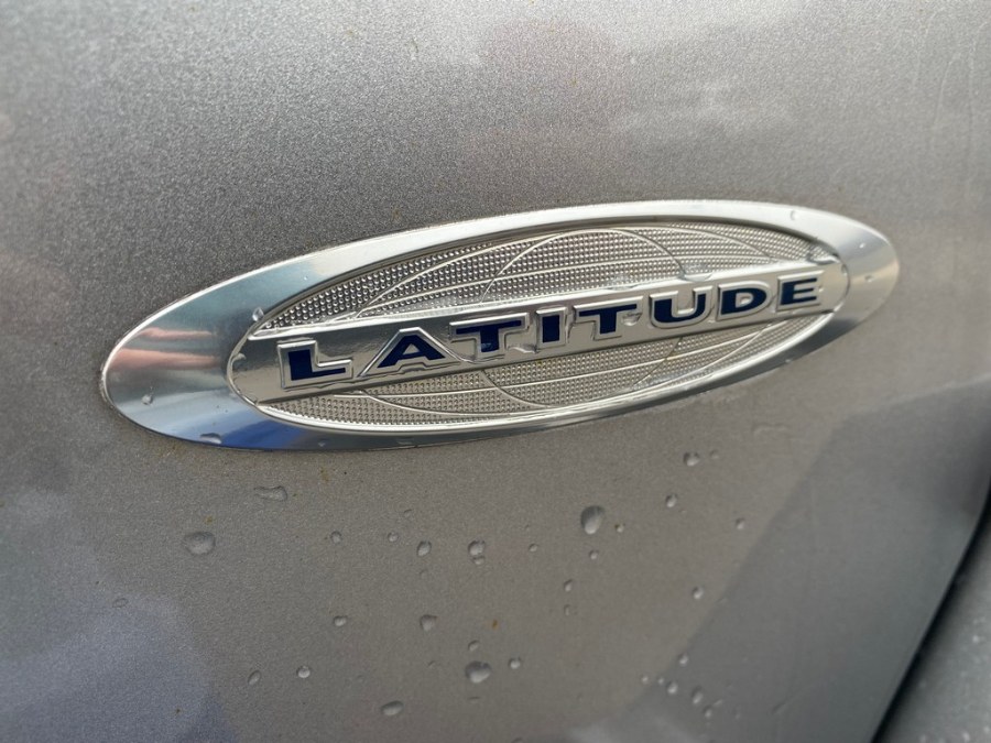 2016 Jeep Compass 4WD 4dr Latitude, available for sale in West Springfield, Massachusetts | Union Street Auto Sales. West Springfield, Massachusetts 2016 Jeep Compass 4WD 4dr Latitude, available for sale in West Springfield, Massachusetts | Union Street Auto Sales. West Springfield, Massachusetts