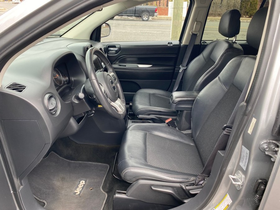 2016 Jeep Compass 4WD 4dr Latitude, available for sale in West Springfield, Massachusetts | Union Street Auto Sales. West Springfield, Massachusetts 2016 Jeep Compass 4WD 4dr Latitude, available for sale in West Springfield, Massachusetts | Union Street Auto Sales. West Springfield, Massachusetts