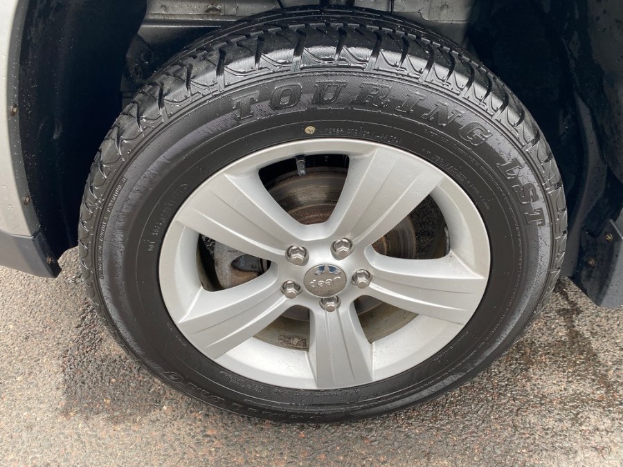2016 Jeep Compass 4WD 4dr Latitude, available for sale in West Springfield, Massachusetts | Union Street Auto Sales. West Springfield, Massachusetts 2016 Jeep Compass 4WD 4dr Latitude, available for sale in West Springfield, Massachusetts | Union Street Auto Sales. West Springfield, Massachusetts