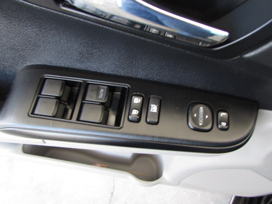 2013 Toyota Camry 4dr Sdn V6 Auto XLE (Natl), available for sale in Orlando, Florida | VIP Auto Enterprise, Inc. Orlando, Florida 2013 Toyota Camry 4dr Sdn V6 Auto XLE (Natl), available for sale in Orlando, Florida | VIP Auto Enterprise, Inc. Orlando, Florida