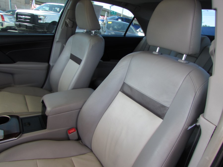 2013 Toyota Camry 4dr Sdn V6 Auto XLE (Natl), available for sale in Orlando, Florida | VIP Auto Enterprise, Inc. Orlando, Florida 2013 Toyota Camry 4dr Sdn V6 Auto XLE (Natl), available for sale in Orlando, Florida | VIP Auto Enterprise, Inc. Orlando, Florida