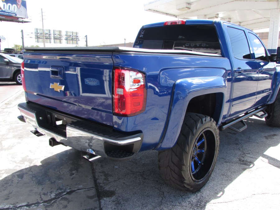 2017 Chevrolet Silverado 1500 2WD Crew Cab 143.5" LT w/1LT, available for sale in Orlando, Florida | VIP Auto Enterprise, Inc. Orlando, Florida 2017 Chevrolet Silverado 1500 2WD Crew Cab 143.5" LT w/1LT, available for sale in Orlando, Florida | VIP Auto Enterprise, Inc. Orlando, Florida
