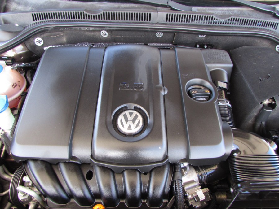 2012 Volkswagen Jetta Sedan 4dr Auto SEL w/Sunroof, available for sale in Orlando, Florida | VIP Auto Enterprise, Inc. Orlando, Florida 2012 Volkswagen Jetta Sedan 4dr Auto SEL w/Sunroof, available for sale in Orlando, Florida | VIP Auto Enterprise, Inc. Orlando, Florida
