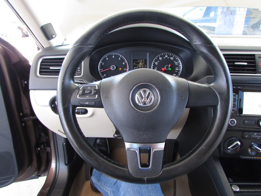 2012 Volkswagen Jetta Sedan 4dr Auto SEL w/Sunroof, available for sale in Orlando, Florida | VIP Auto Enterprise, Inc. Orlando, Florida 2012 Volkswagen Jetta Sedan 4dr Auto SEL w/Sunroof, available for sale in Orlando, Florida | VIP Auto Enterprise, Inc. Orlando, Florida