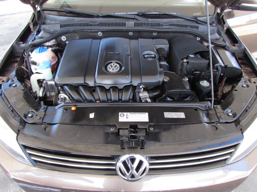 2012 Volkswagen Jetta Sedan 4dr Auto SEL w/Sunroof, available for sale in Orlando, Florida | VIP Auto Enterprise, Inc. Orlando, Florida 2012 Volkswagen Jetta Sedan 4dr Auto SEL w/Sunroof, available for sale in Orlando, Florida | VIP Auto Enterprise, Inc. Orlando, Florida