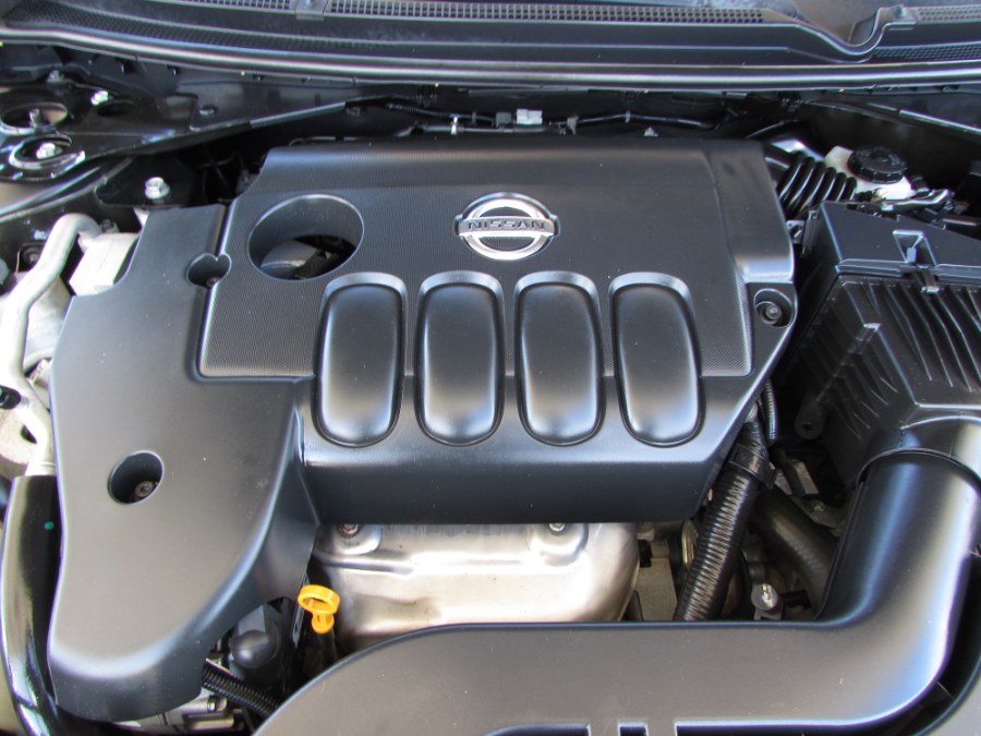 2011 Nissan Altima 2dr Cpe I4 CVT 2.5 S, available for sale in Orlando, Florida | VIP Auto Enterprise, Inc. Orlando, Florida 2011 Nissan Altima 2dr Cpe I4 CVT 2.5 S, available for sale in Orlando, Florida | VIP Auto Enterprise, Inc. Orlando, Florida