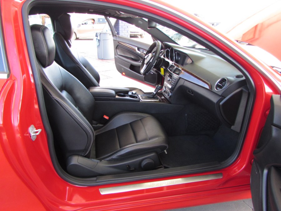 2014 Mercedes-Benz C-Class 2dr Cpe C 350 4MATIC, available for sale in Orlando, Florida | VIP Auto Enterprise, Inc. Orlando, Florida 2014 Mercedes-Benz C-Class 2dr Cpe C 350 4MATIC, available for sale in Orlando, Florida | VIP Auto Enterprise, Inc. Orlando, Florida