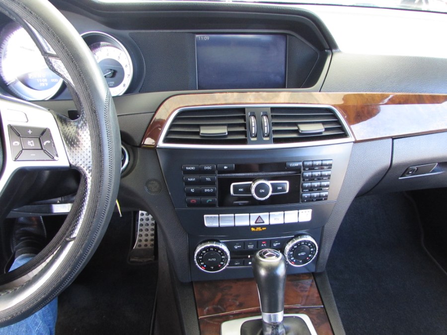 2014 Mercedes-Benz C-Class 2dr Cpe C 350 4MATIC, available for sale in Orlando, Florida | VIP Auto Enterprise, Inc. Orlando, Florida 2014 Mercedes-Benz C-Class 2dr Cpe C 350 4MATIC, available for sale in Orlando, Florida | VIP Auto Enterprise, Inc. Orlando, Florida