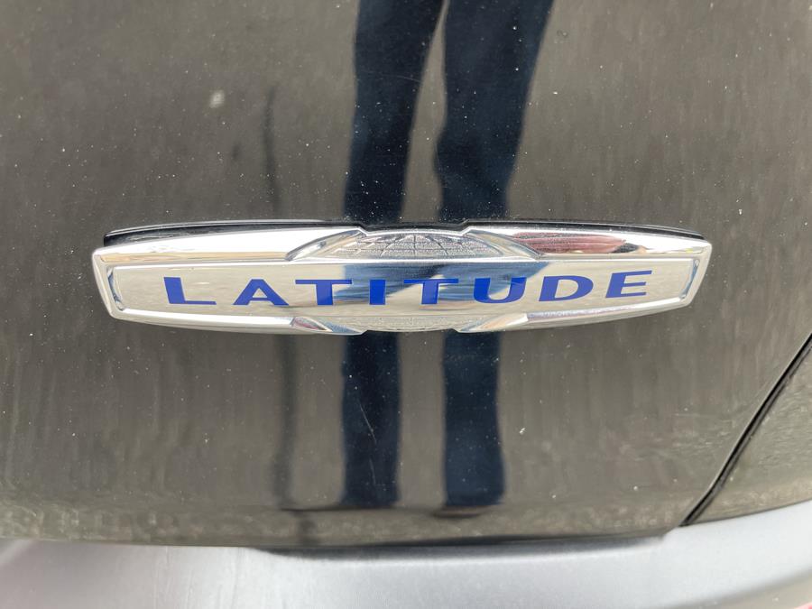 2015 Jeep Cherokee 4WD 4dr Latitude, available for sale in Hartford, Connecticut | Lex Autos LLC. Hartford, Connecticut 2015 Jeep Cherokee 4WD 4dr Latitude, available for sale in Hartford, Connecticut | Lex Autos LLC. Hartford, Connecticut