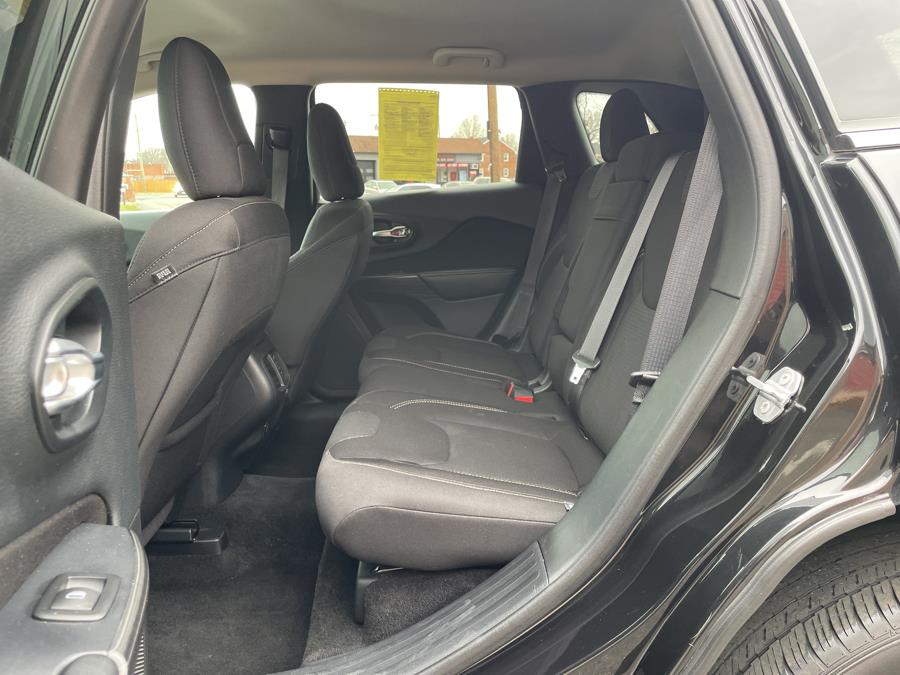 2015 Jeep Cherokee 4WD 4dr Latitude, available for sale in Hartford, Connecticut | Lex Autos LLC. Hartford, Connecticut 2015 Jeep Cherokee 4WD 4dr Latitude, available for sale in Hartford, Connecticut | Lex Autos LLC. Hartford, Connecticut
