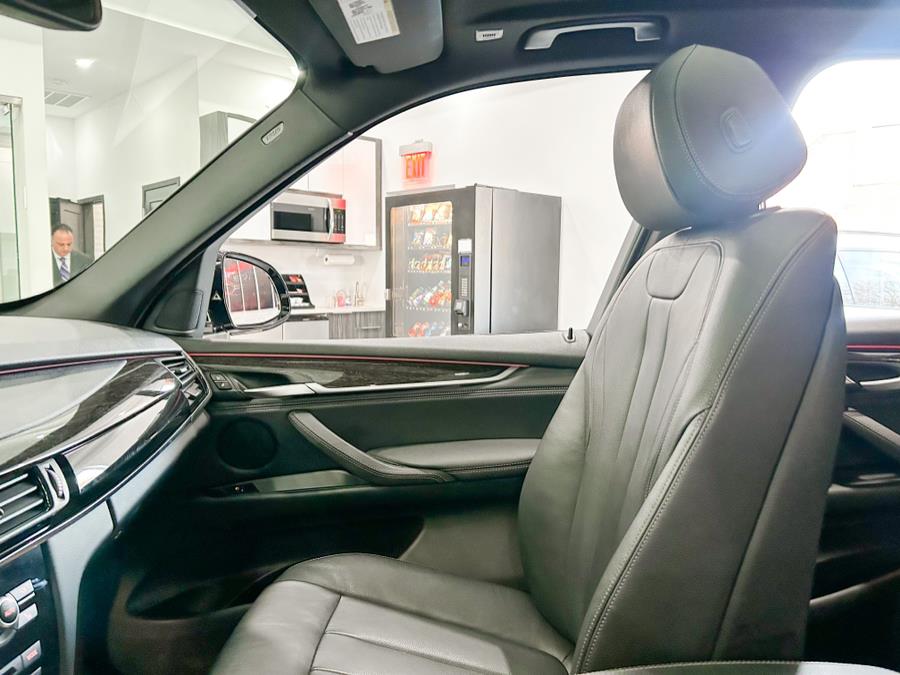 2018 BMW X5 xDrive35i Sports Activity Vehicle, available for sale in Franklin Square, New York | Luxury Motor Club. Franklin Square, New York 2018 BMW X5 xDrive35i Sports Activity Vehicle, available for sale in Franklin Square, New York | Luxury Motor Club. Franklin Square, New York