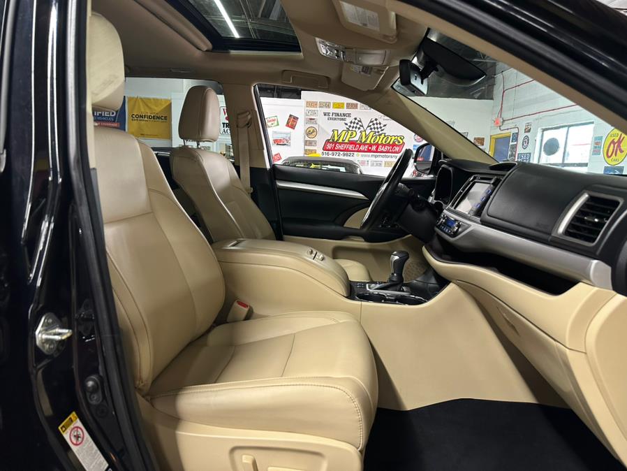2018 Toyota Highlander XLE V6 AWD (Natl), available for sale in West Babylon , New York | MP Motors Inc. West Babylon , New York 2018 Toyota Highlander XLE V6 AWD (Natl), available for sale in West Babylon , New York | MP Motors Inc. West Babylon , New York