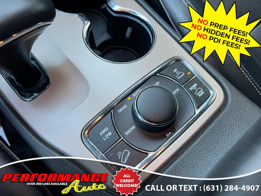 2015 Jeep Grand Cherokee 4WD 4dr Overland, available for sale in Bohemia, New York | Performance Auto Inc. Bohemia, New York 2015 Jeep Grand Cherokee 4WD 4dr Overland, available for sale in Bohemia, New York | Performance Auto Inc. Bohemia, New York