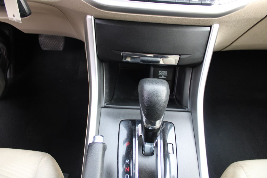 2015 Honda Accord Sedan 4dr I4 CVT LX, available for sale in Plantsville, Connecticut | Auto House of Luxury. Plantsville, Connecticut 2015 Honda Accord Sedan 4dr I4 CVT LX, available for sale in Plantsville, Connecticut | Auto House of Luxury. Plantsville, Connecticut