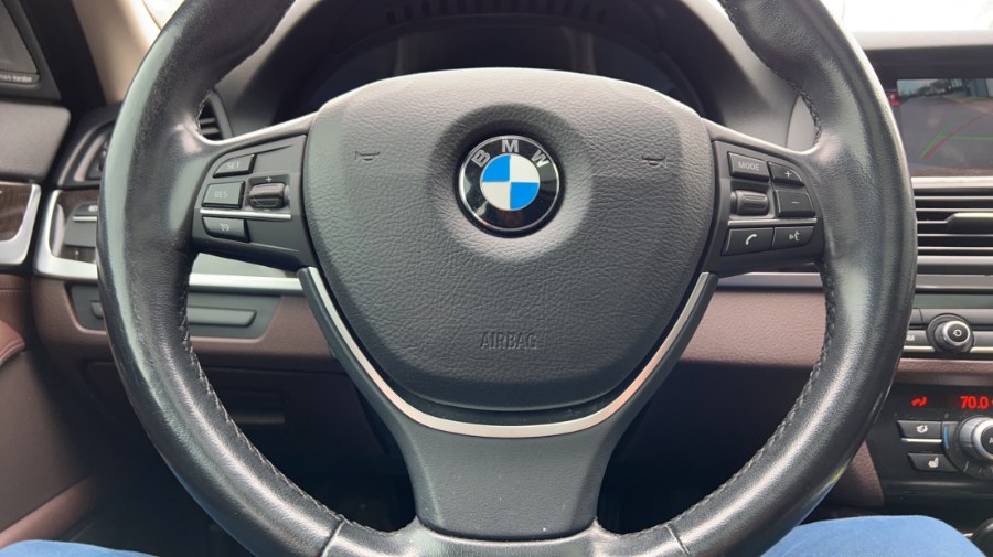 2015 BMW 5 Series 4dr Sdn 535i xDrive AWD, available for sale in Waterbury, Connecticut | West End Automotive Center. Waterbury, Connecticut 2015 BMW 5 Series 4dr Sdn 535i xDrive AWD, available for sale in Waterbury, Connecticut | West End Automotive Center. Waterbury, Connecticut