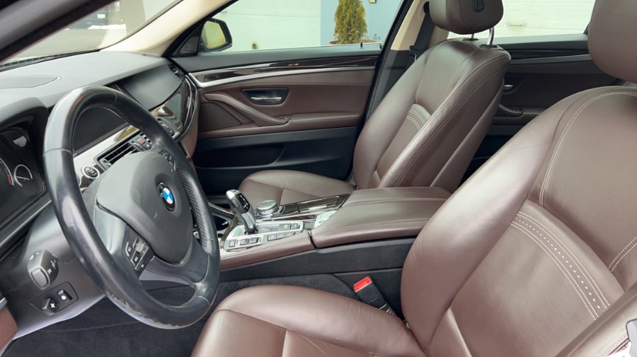 2015 BMW 5 Series 4dr Sdn 535i xDrive AWD, available for sale in Waterbury, Connecticut | West End Automotive Center. Waterbury, Connecticut 2015 BMW 5 Series 4dr Sdn 535i xDrive AWD, available for sale in Waterbury, Connecticut | West End Automotive Center. Waterbury, Connecticut