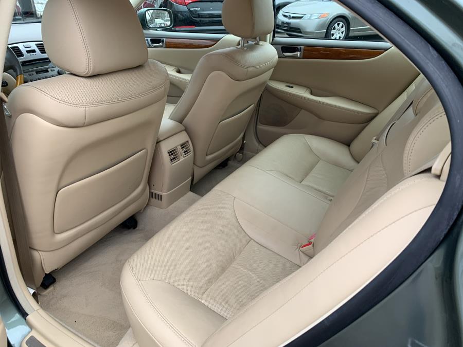 2006 Lexus ES 330 4dr Sdn, available for sale in Springfield, Massachusetts | Absolute Motors Inc. Springfield, Massachusetts 2006 Lexus ES 330 4dr Sdn, available for sale in Springfield, Massachusetts | Absolute Motors Inc. Springfield, Massachusetts