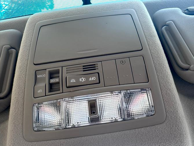 2009 Toyota Highlander Hybrid 4WD 4dr Limited w/3rd Row, available for sale in Revere, Massachusetts | Wonderland Auto. Revere, Massachusetts 2009 Toyota Highlander Hybrid 4WD 4dr Limited w/3rd Row, available for sale in Revere, Massachusetts | Wonderland Auto. Revere, Massachusetts