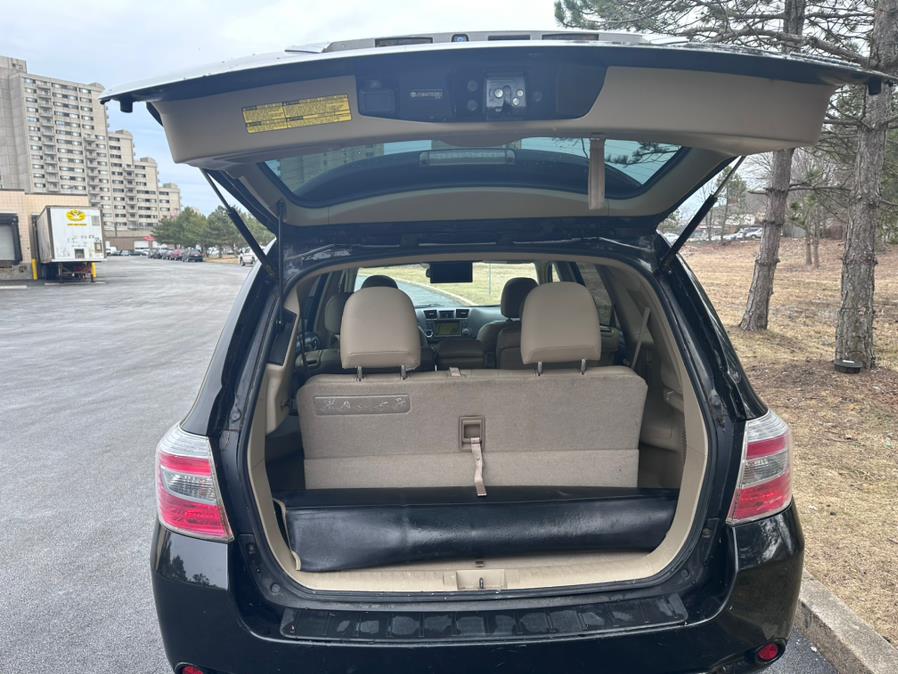2009 Toyota Highlander Hybrid 4WD 4dr Limited w/3rd Row, available for sale in Revere, Massachusetts | Wonderland Auto. Revere, Massachusetts 2009 Toyota Highlander Hybrid 4WD 4dr Limited w/3rd Row, available for sale in Revere, Massachusetts | Wonderland Auto. Revere, Massachusetts
